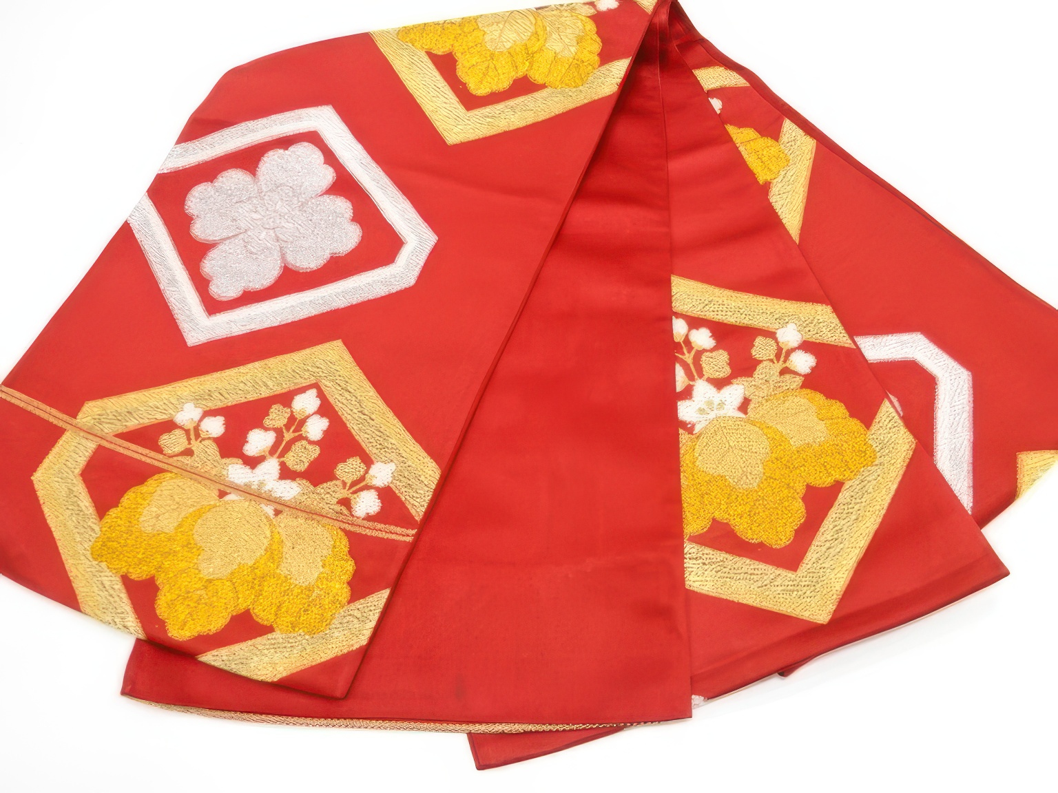 Antique woven paulownia and flower patterns on tortoiseshell